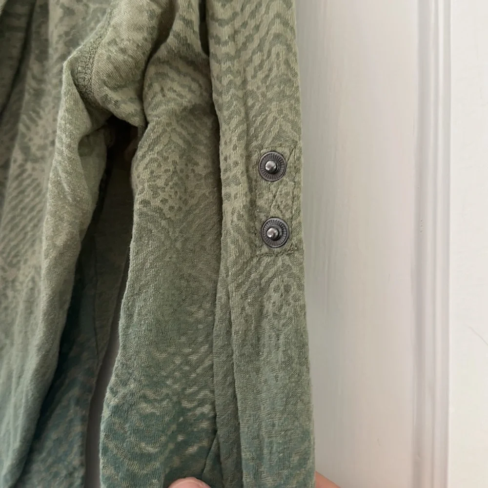 Athleta Long sleeve hoodie in green ombré - Picture 7 of 8